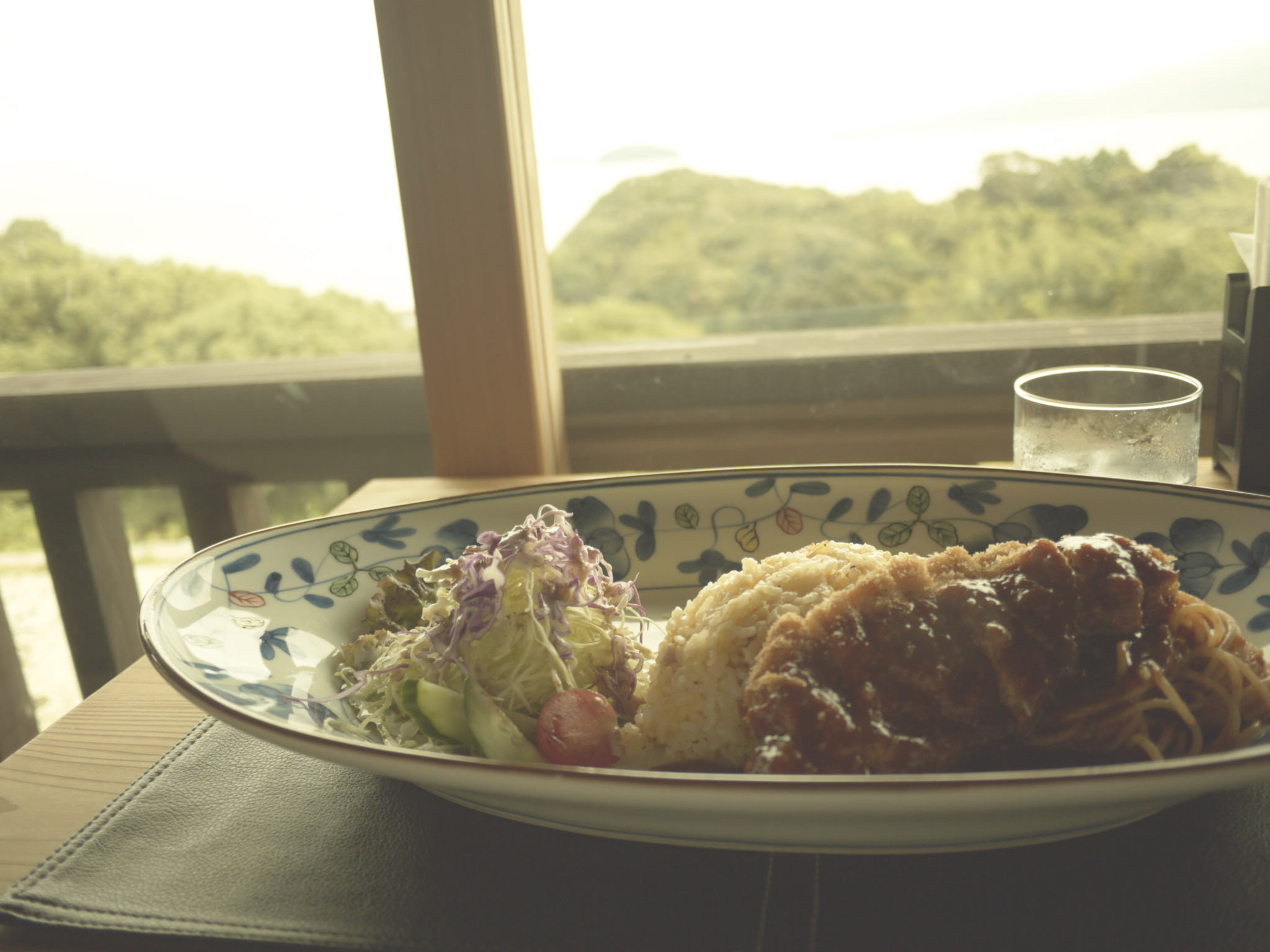 デートにもてなしに 長崎の絶景ランチ カフェのおすすめサクッとまとめときました 猫町飯店の休日
